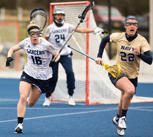 Shiloh McKenzie ’16 (left) netted Co-Defensive Player of the Year honors in the Big South.